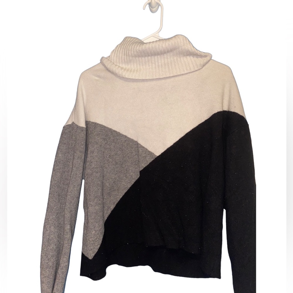 MANGO colorblock turtleneck